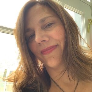 Meet your Posher, Pamela